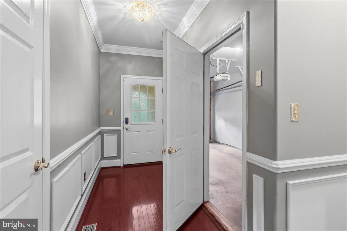2463 MERRI CLAUDE DRIVE