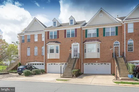 21369 Sawyer Square, Ashburn, VA MLS: VALO2114822