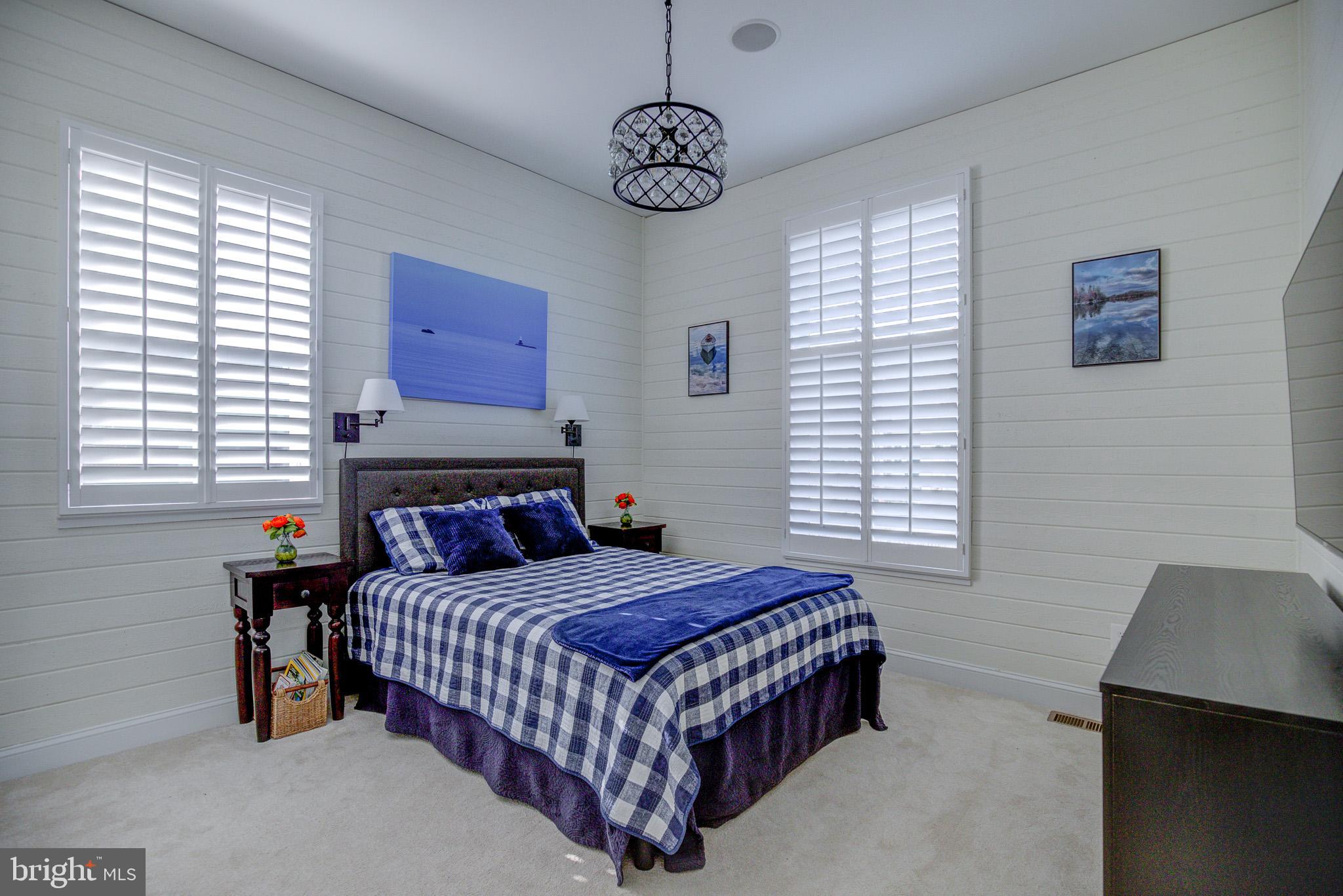 SHENANDOAH - Residential