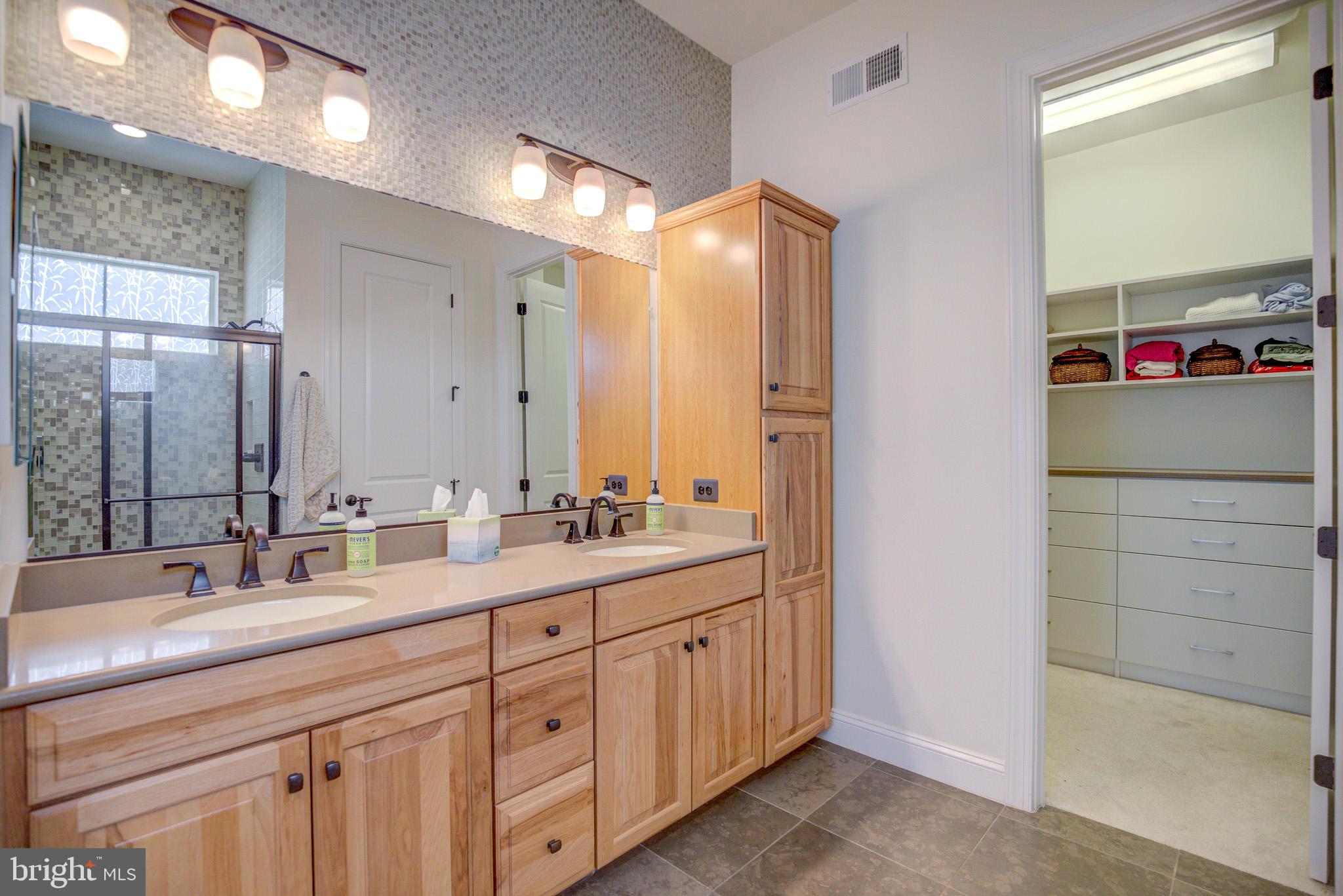 SHENANDOAH - Residential