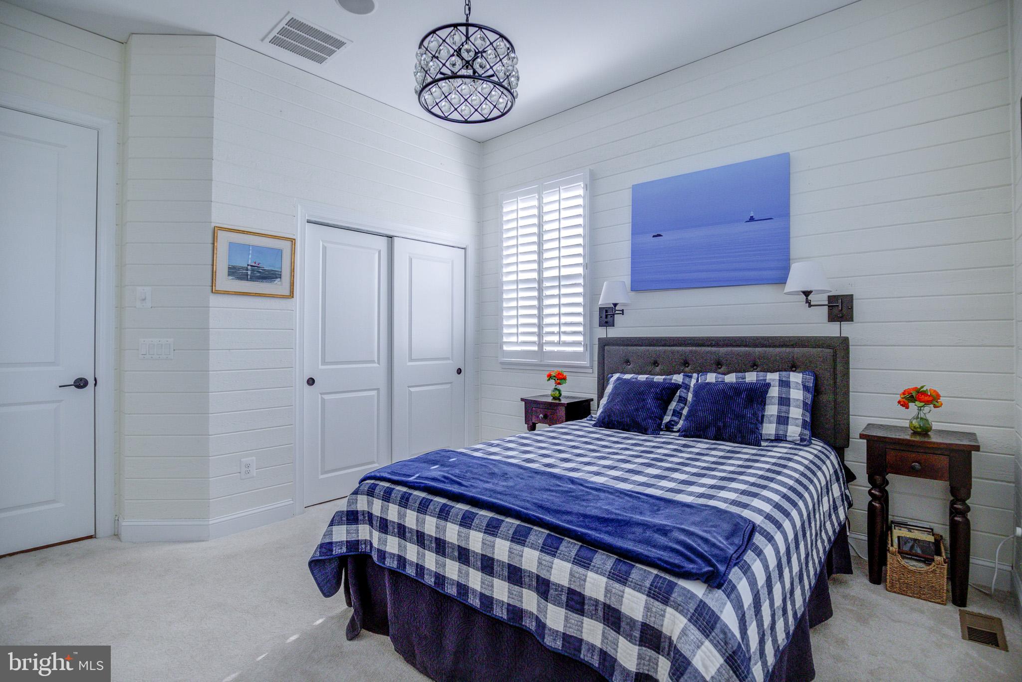 SHENANDOAH - Residential