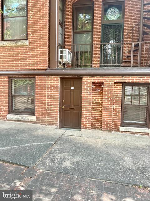 BOLTON HILL HISTORIC DISTRICT - Residential Lease