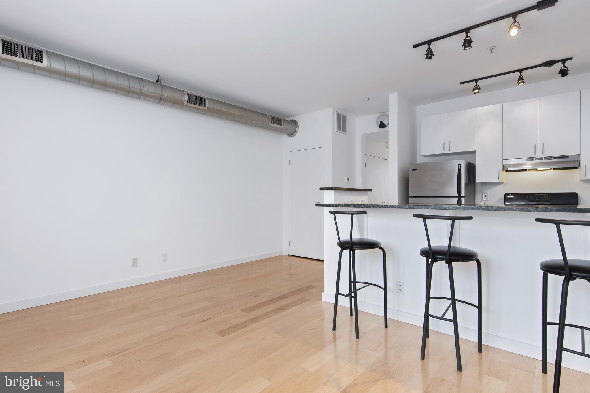 MANAYUNK - Residential Lease