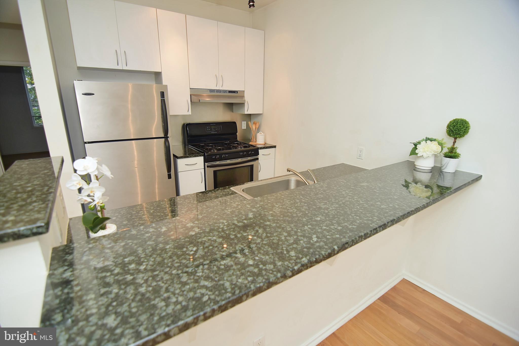 MANAYUNK - Residential Lease