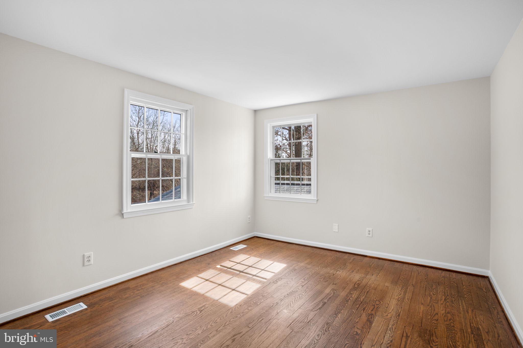 RAVENHURST - Residential