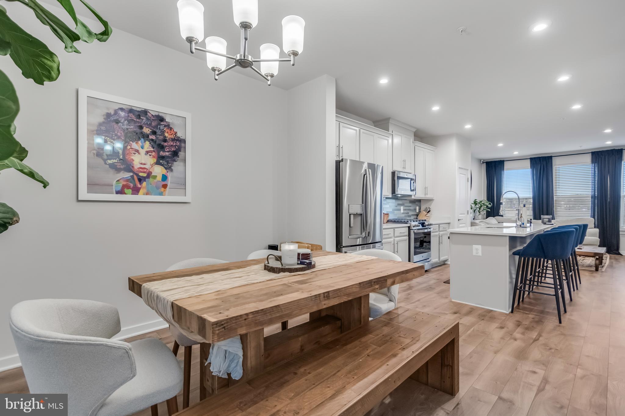 RIVERFRONT - Residential