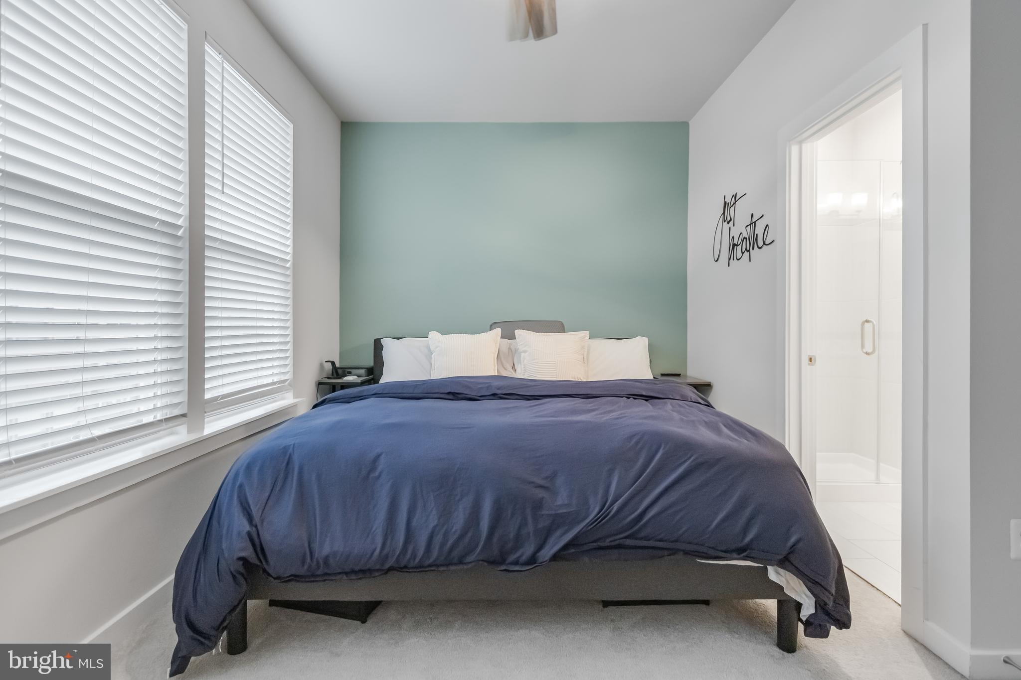 RIVERFRONT - Residential