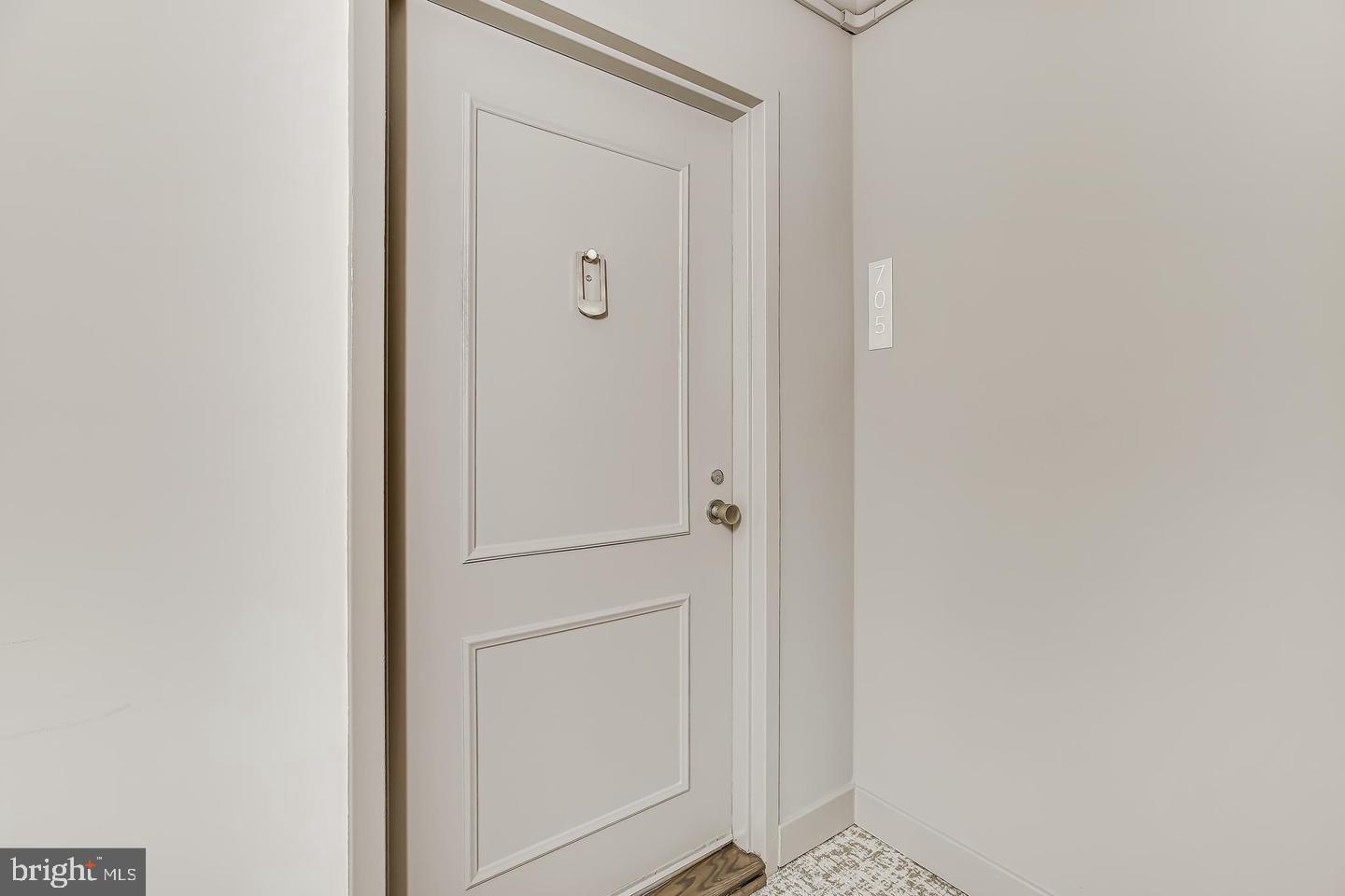 AMERICANA CENTRE - Residential Lease