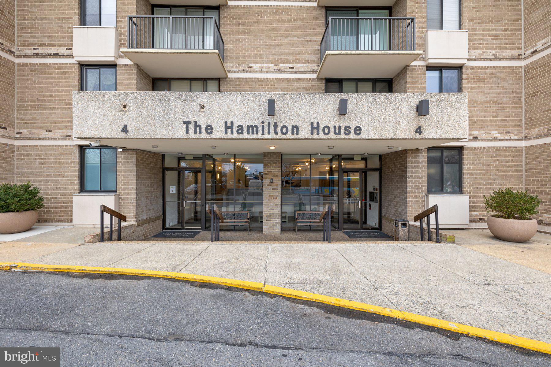 AMERICANA CENTRE - Residential Lease