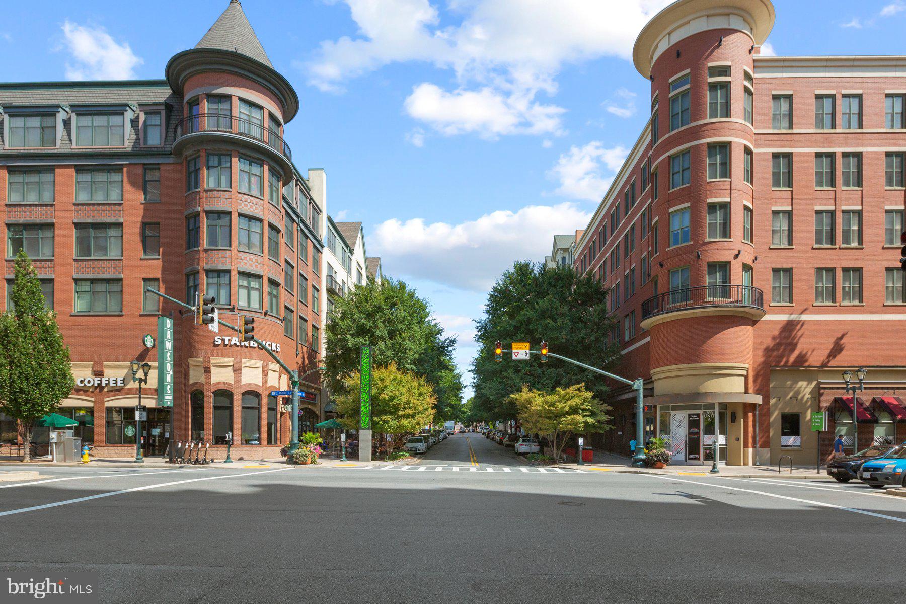 AMERICANA CENTRE - Residential Lease