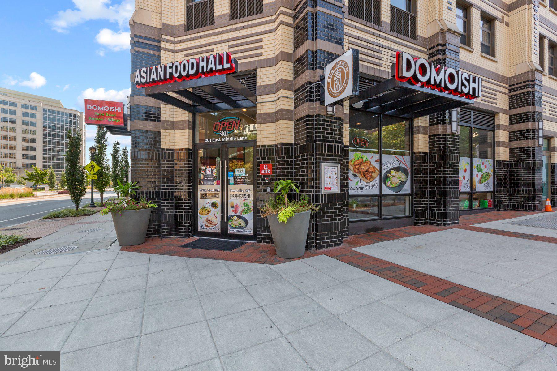 AMERICANA CENTRE - Residential Lease