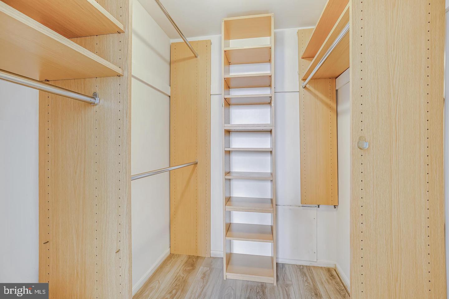 AMERICANA CENTRE - Residential Lease