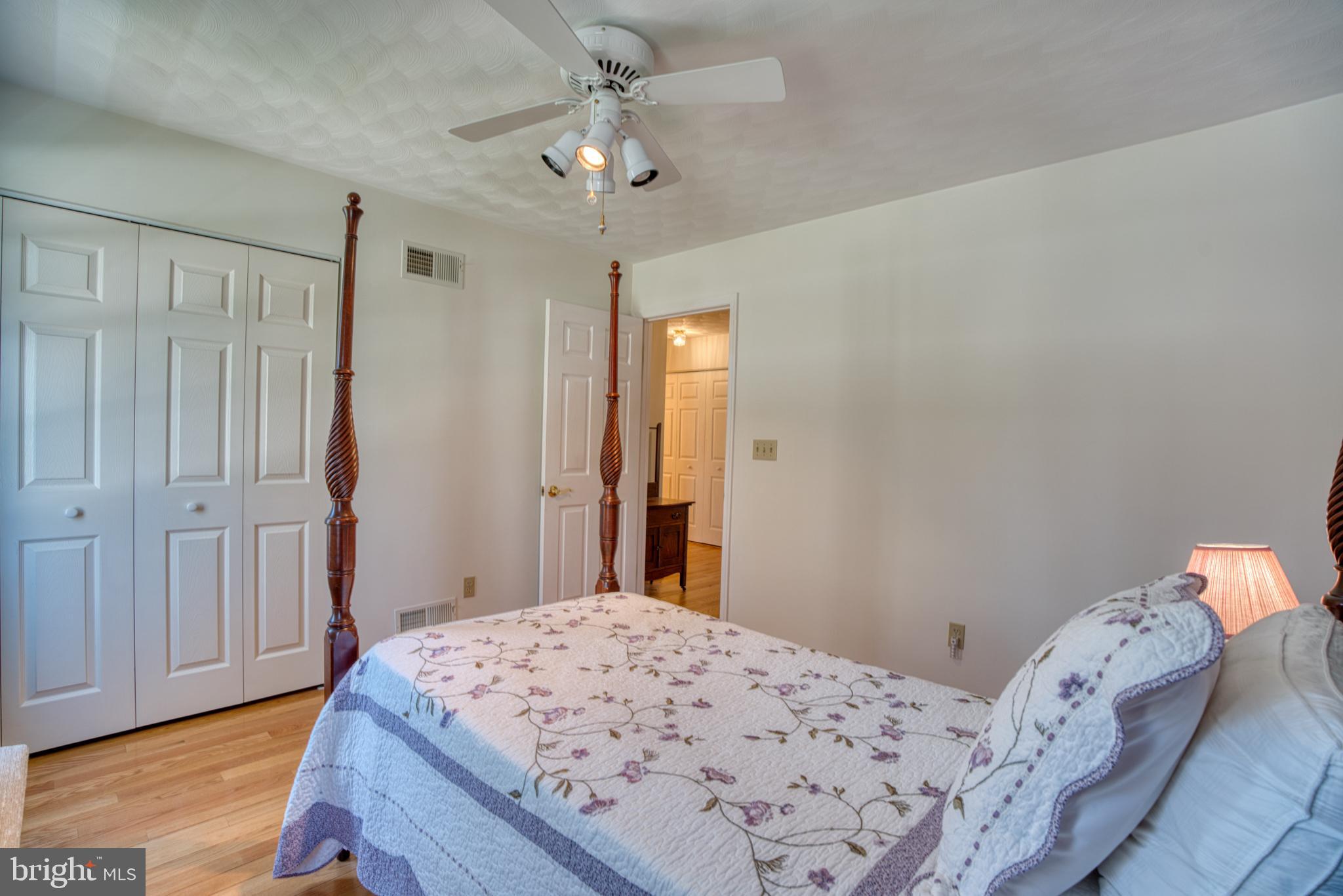 STEWARTSTOWN STATION - Residential