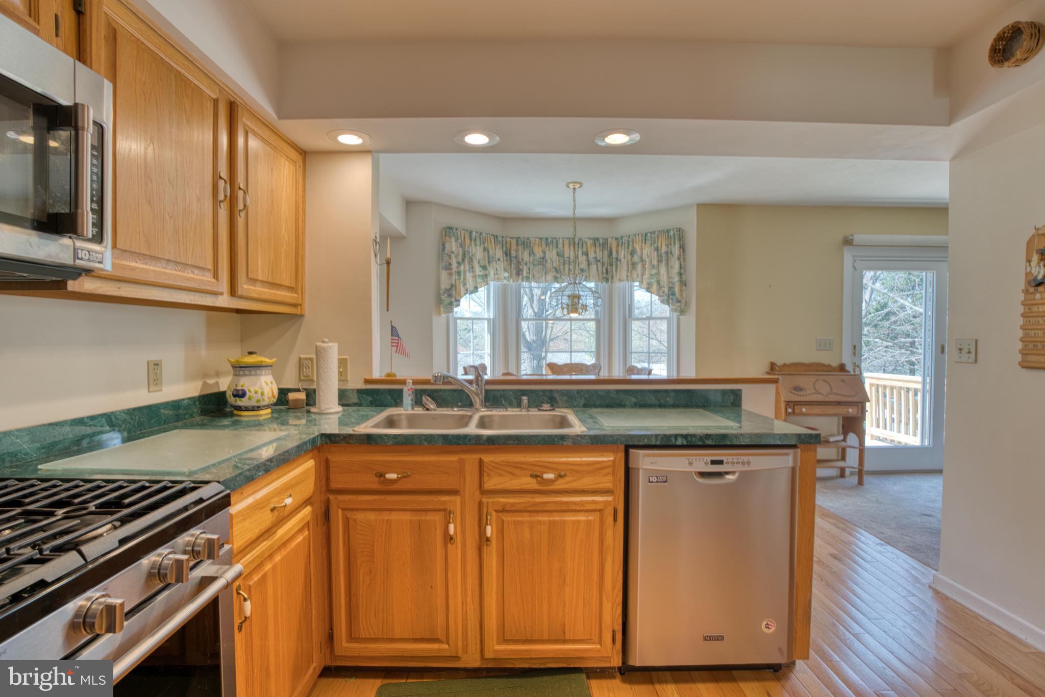 STEWARTSTOWN STATION - Residential