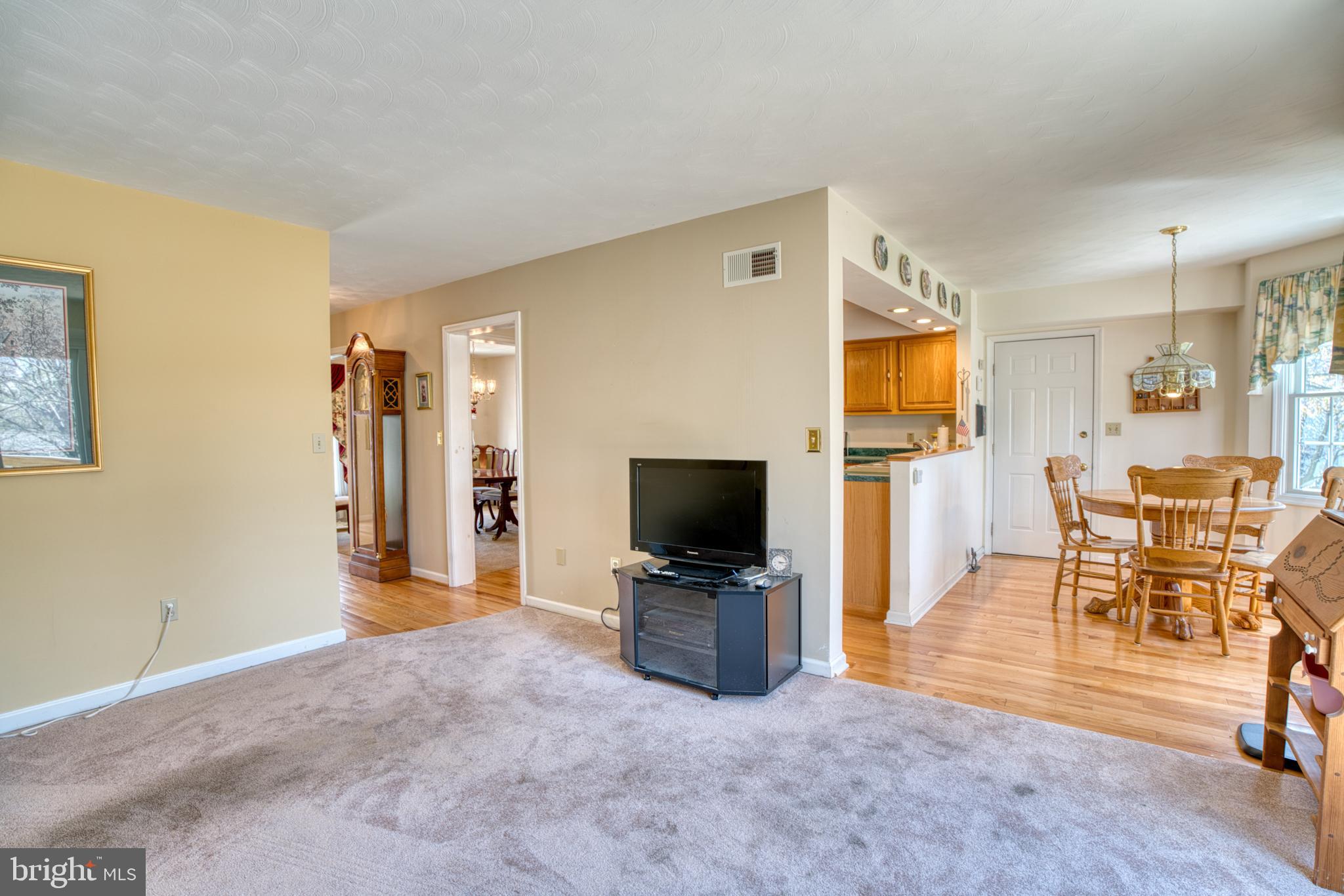 STEWARTSTOWN STATION - Residential