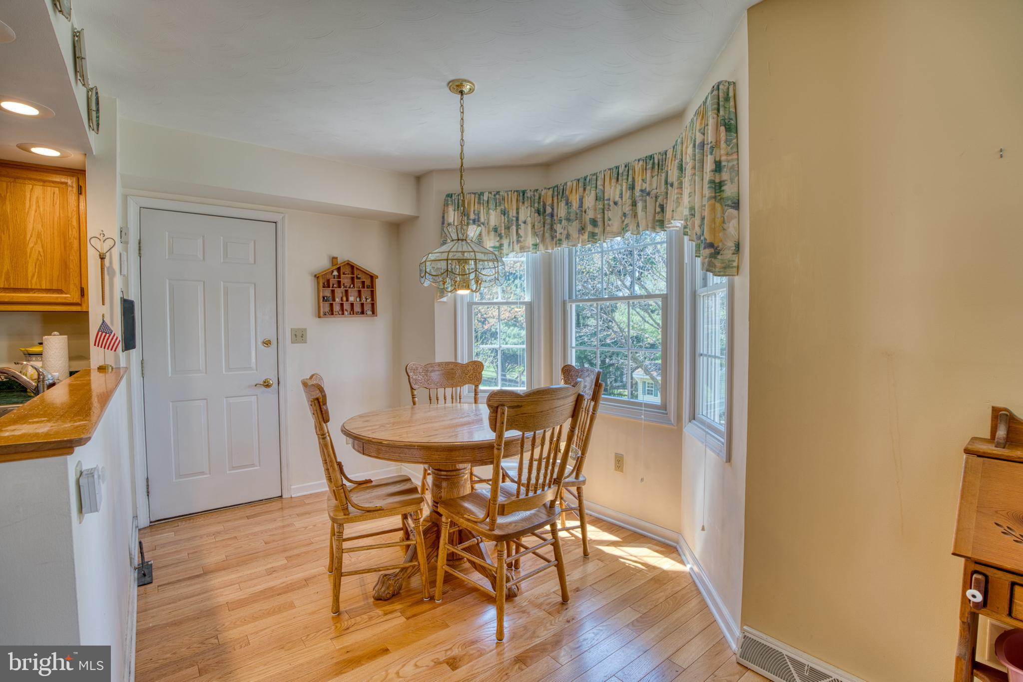 STEWARTSTOWN STATION - Residential