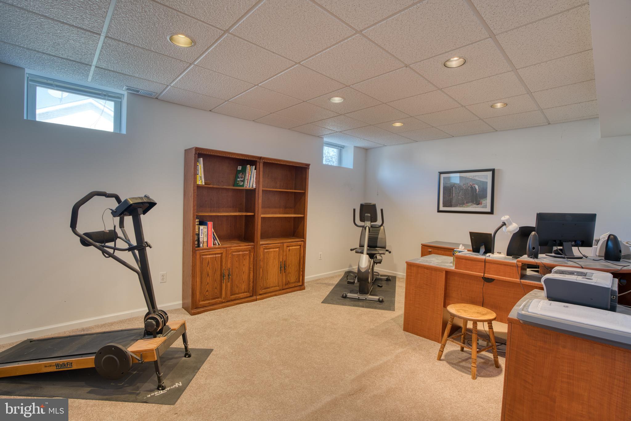 STEWARTSTOWN STATION - Residential