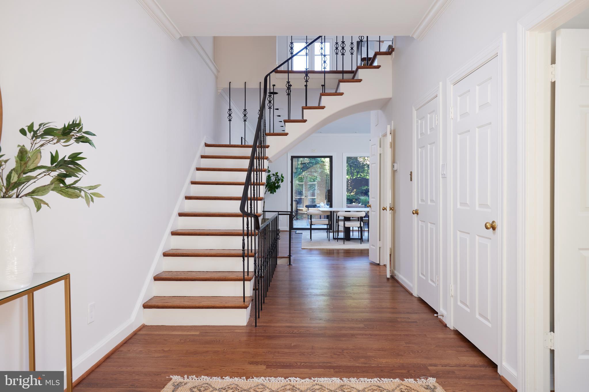 1802 KALORAMA SQUARE NW 16