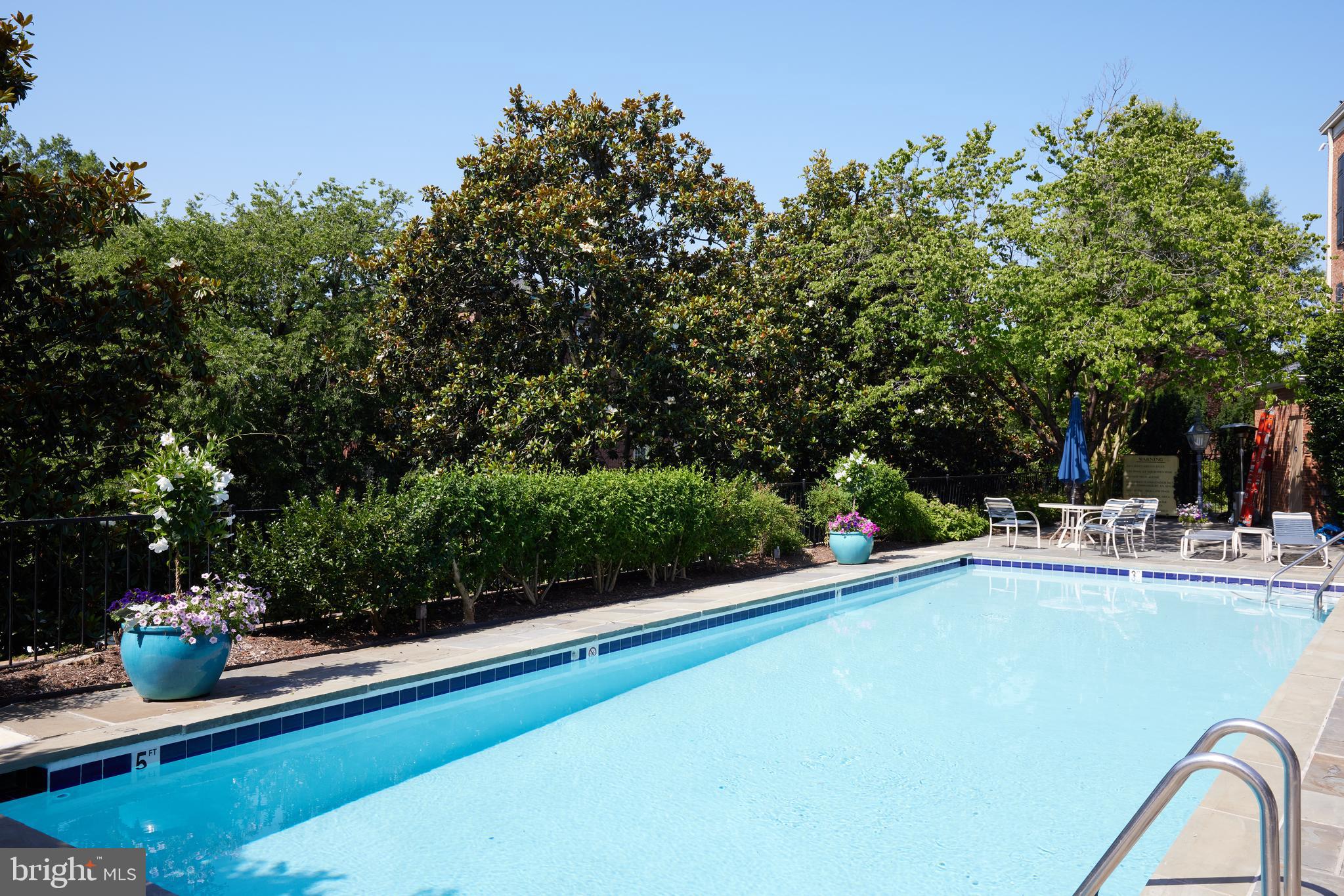 1802 KALORAMA SQUARE NW 16