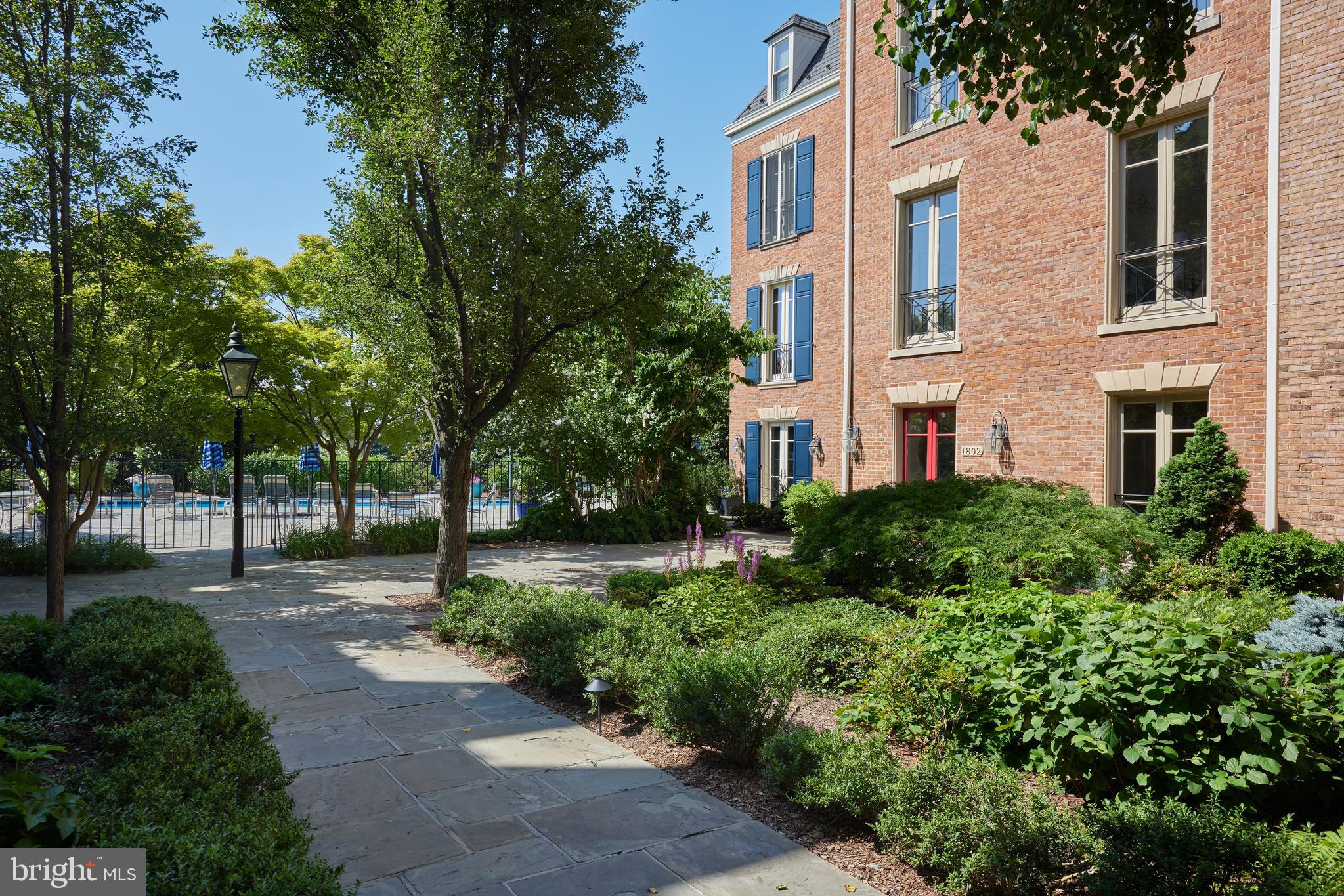 1802 KALORAMA SQUARE NW 16