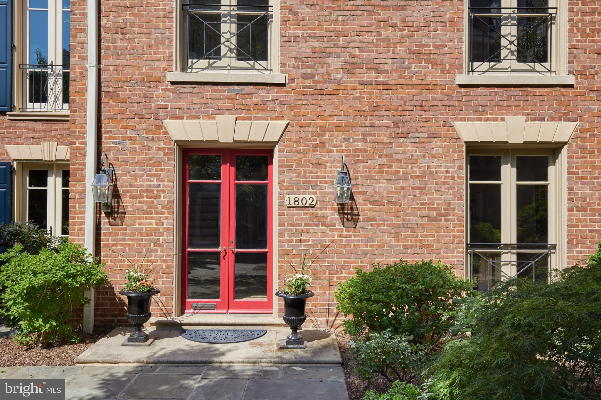 1802 KALORAMA SQUARE NW 16