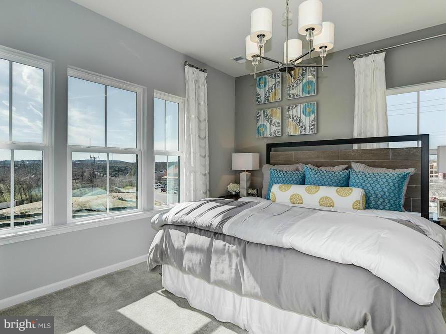 EDITORS PARK - Residential