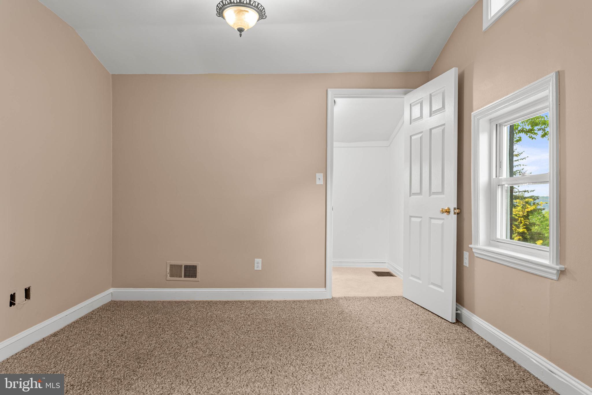 GENERAL WARREN VIL - Residential