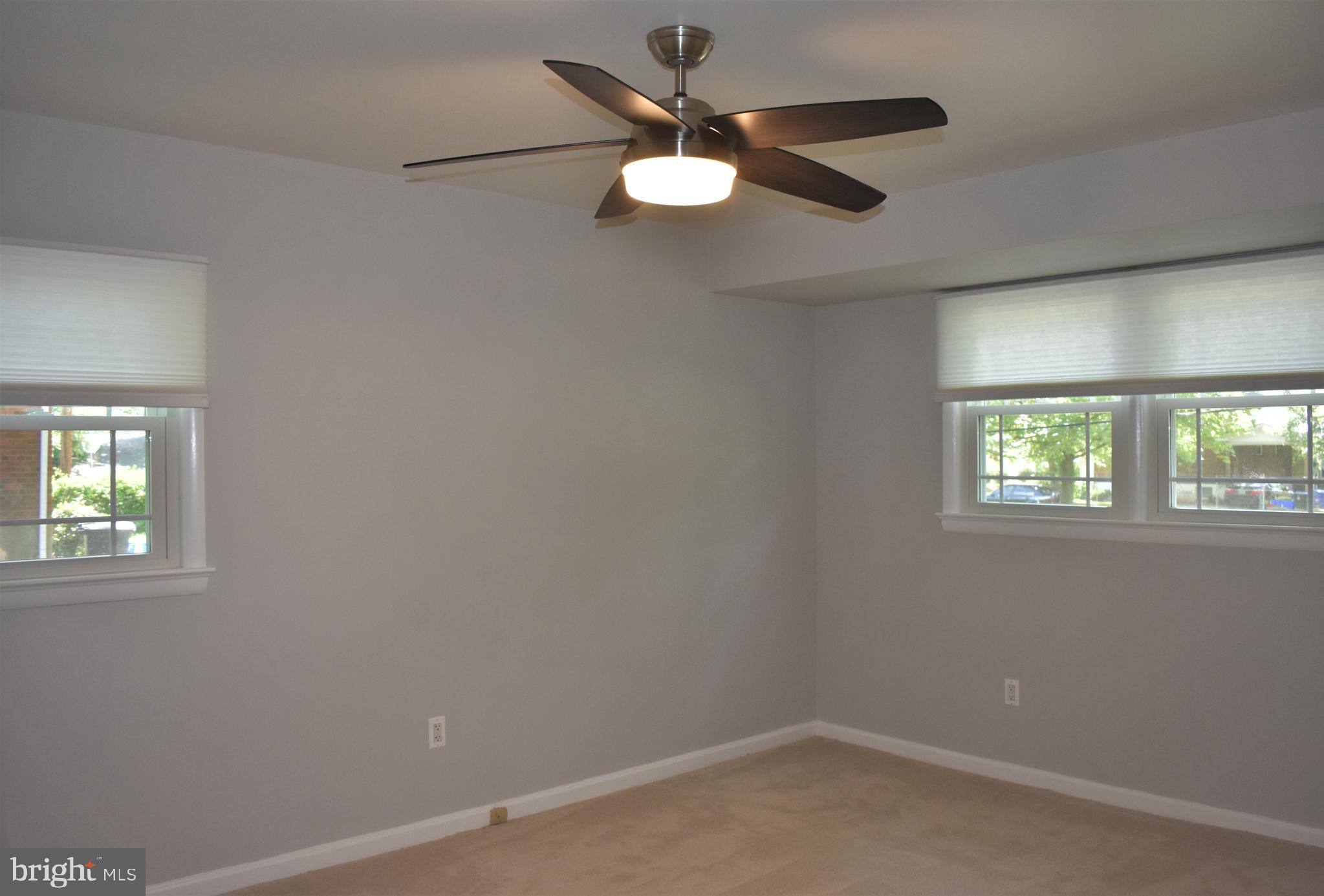 MONTGOMERY HIGHLANDS ESTATES - Residential Lease