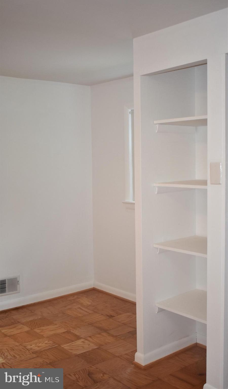 MONTGOMERY HIGHLANDS ESTATES - Residential Lease