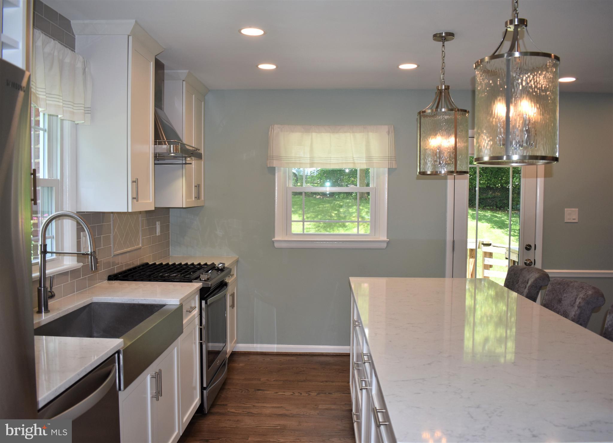 MONTGOMERY HIGHLANDS ESTATES - Residential Lease