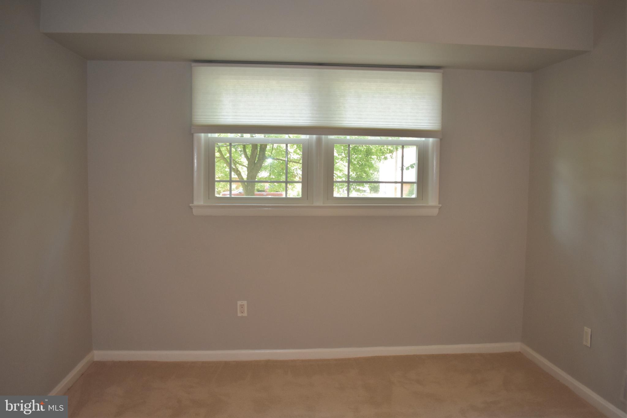 MONTGOMERY HIGHLANDS ESTATES - Residential Lease