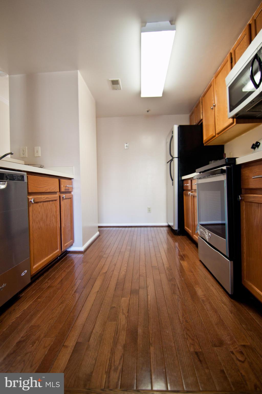 BRIDGEPORT CONDO PHASE 3 - Residential