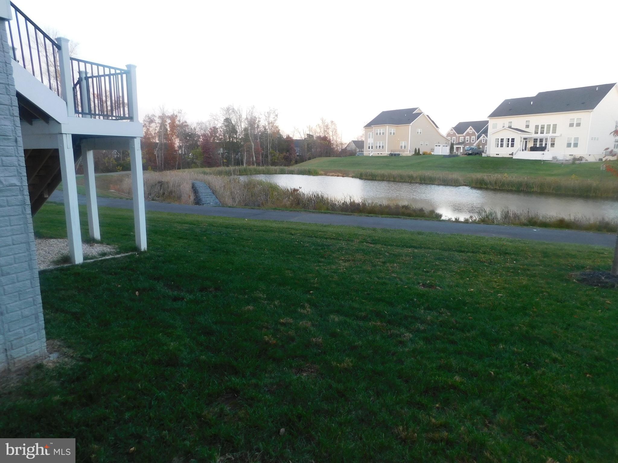 WESTBURY GLEN - Residential Lease