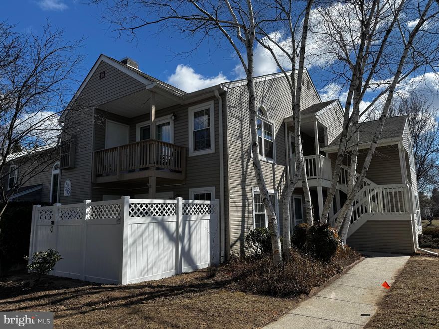 This beautifully updated first-floor 1-bedroom, 1-bathroom condo offers the perfect blend of comfort and convenience. Featuring an open layout with modern touches, this condo boasts a private fenced patio, ideal for outdoor relaxation. Located in a well-maintained community, you can enjoy access to pools, playgrounds, tennis courts, and community center. Ideally situated close to major roads, parks, shopping, and restaurants, this home provides easy access to everything you need! Plus, the prime location puts you just steps away from shopping and dining.