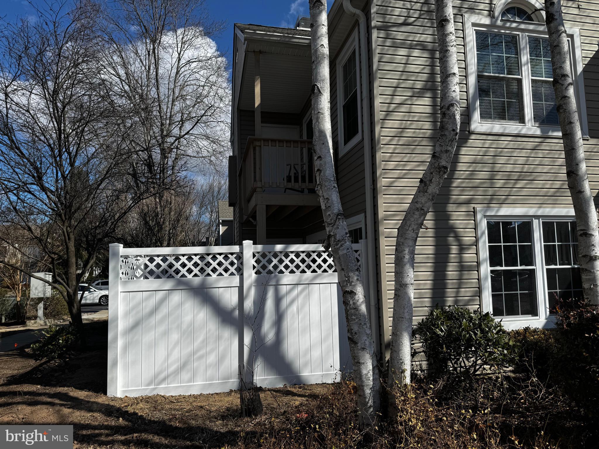 VILLAGE SHIRES - Residential Lease