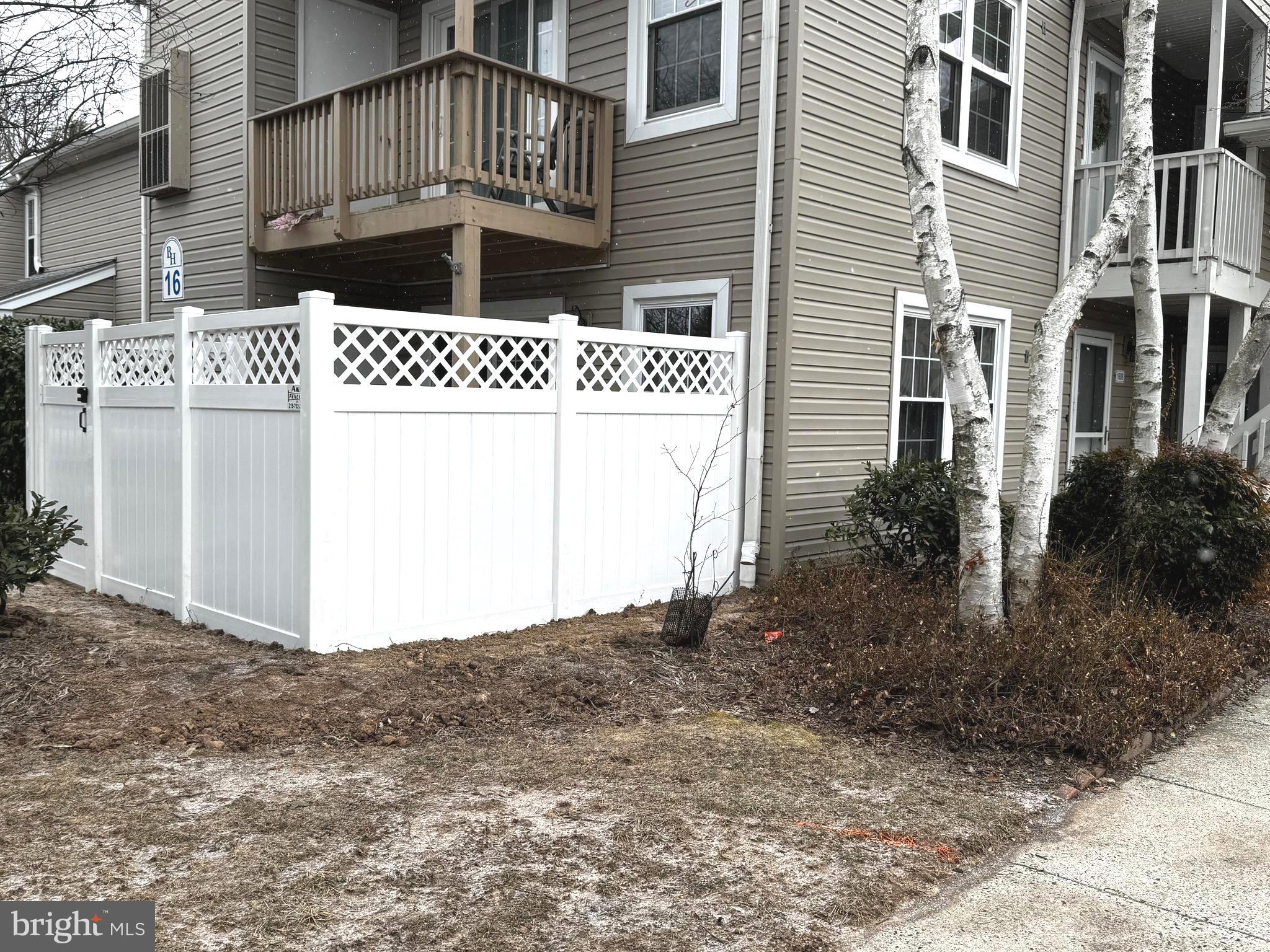 VILLAGE SHIRES - Residential Lease