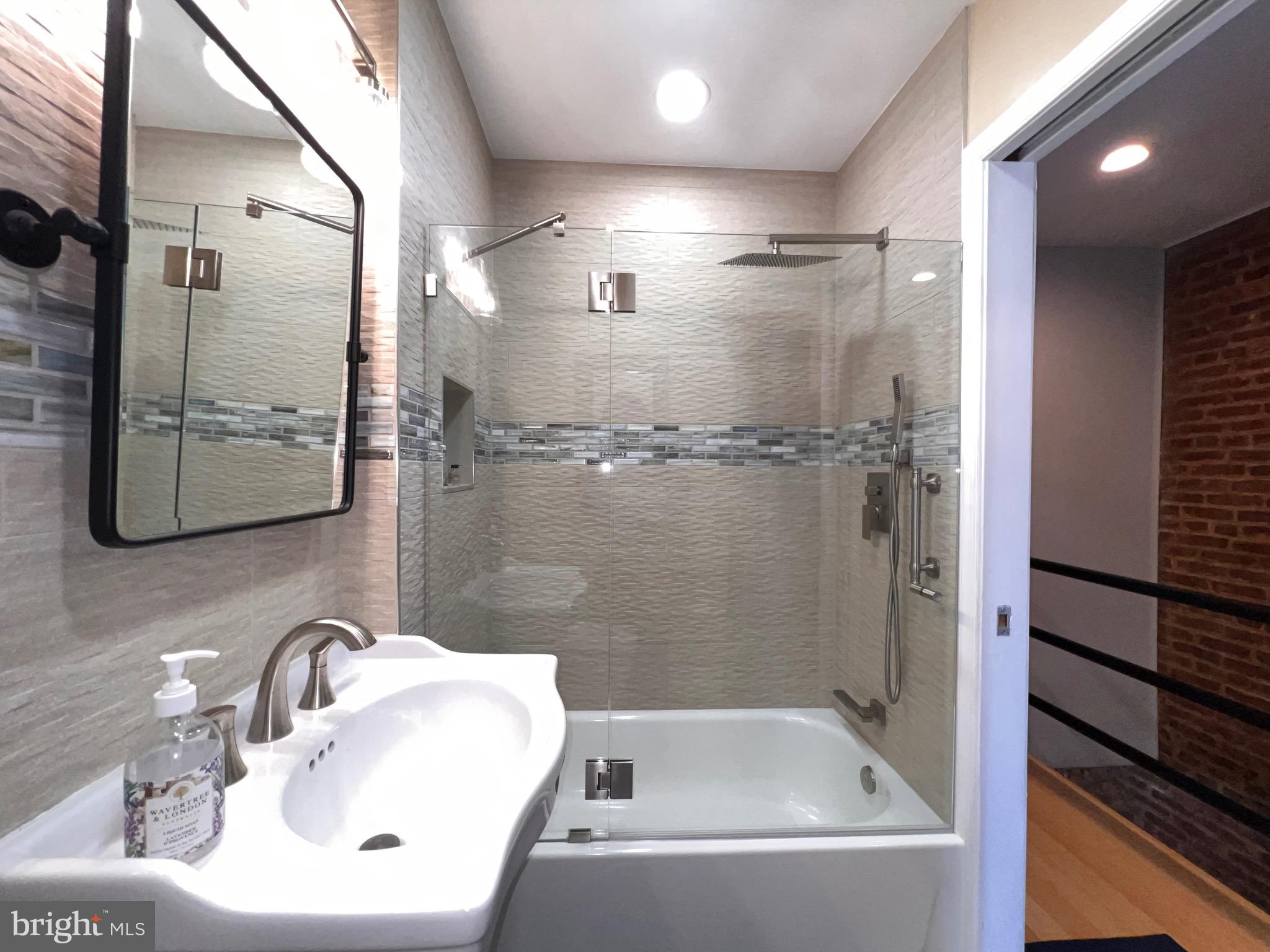 CANTON - Residential Lease