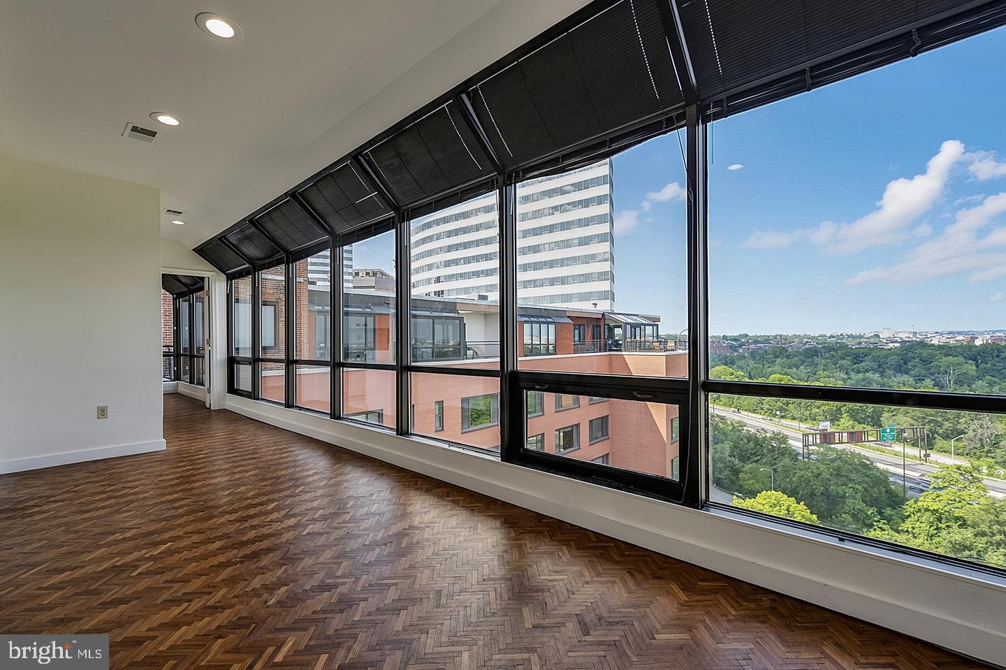 1021 ARLINGTON BOULEVARD 1209