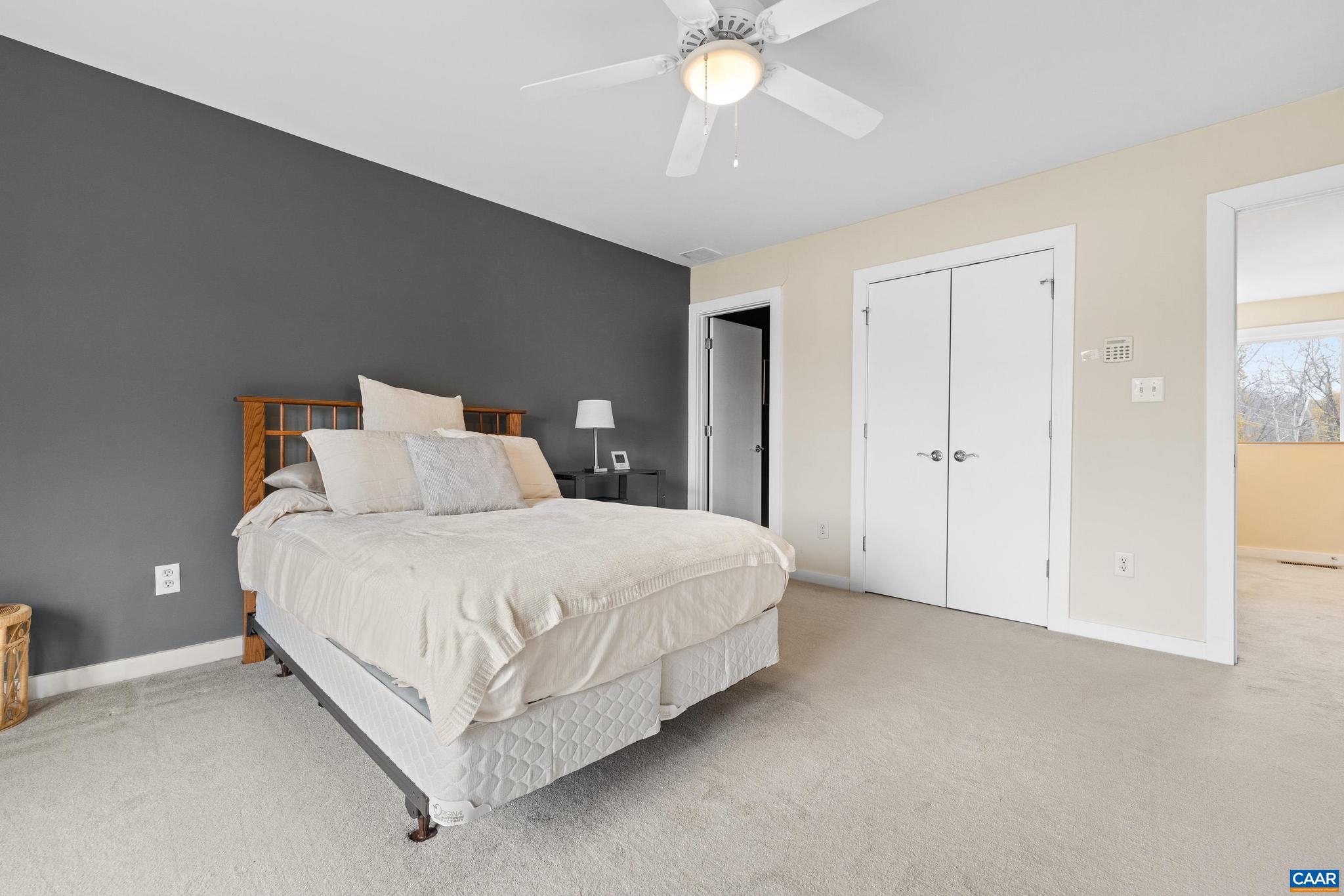 LINDEN TOWN LOFTS - Residential