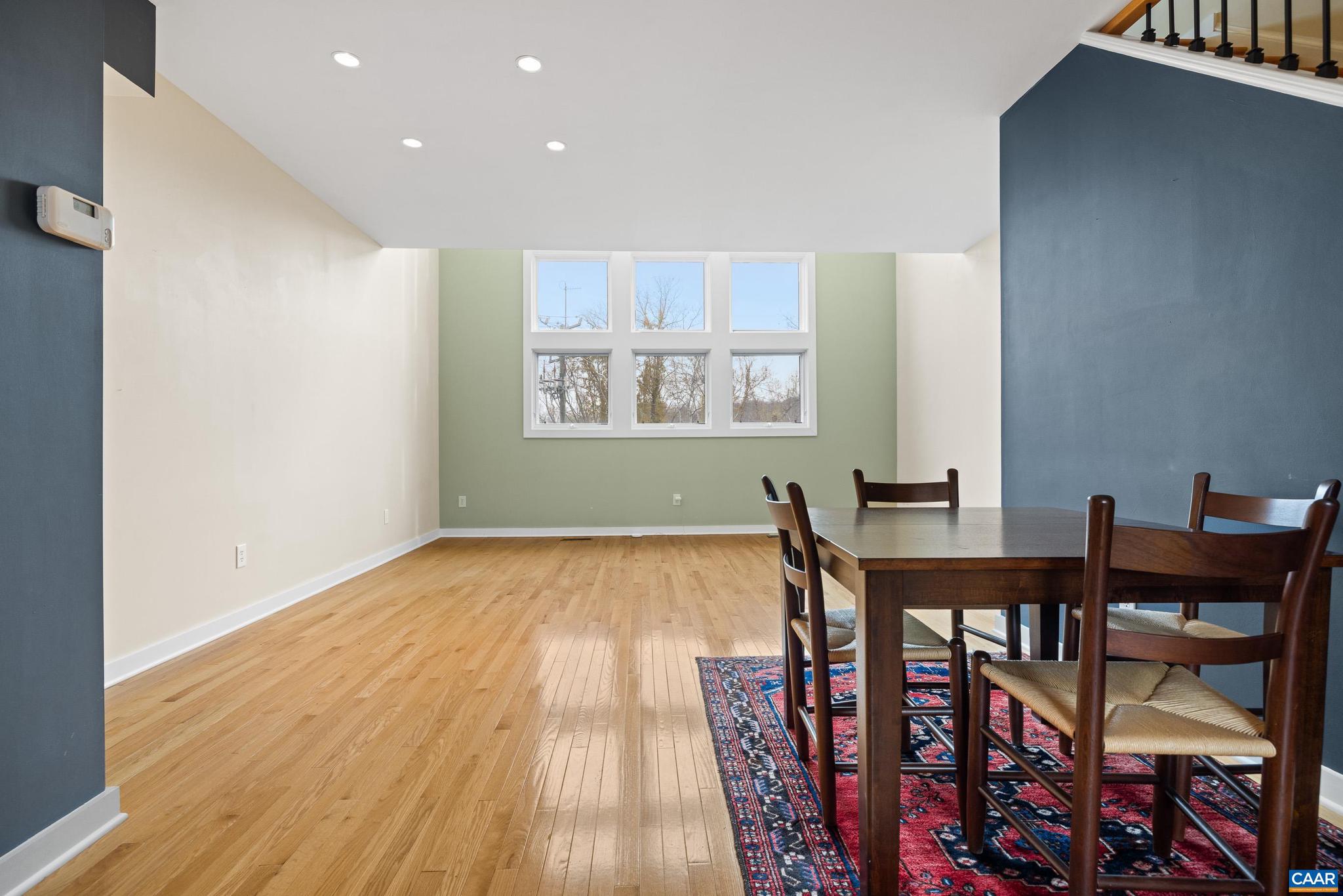 LINDEN TOWN LOFTS - Residential