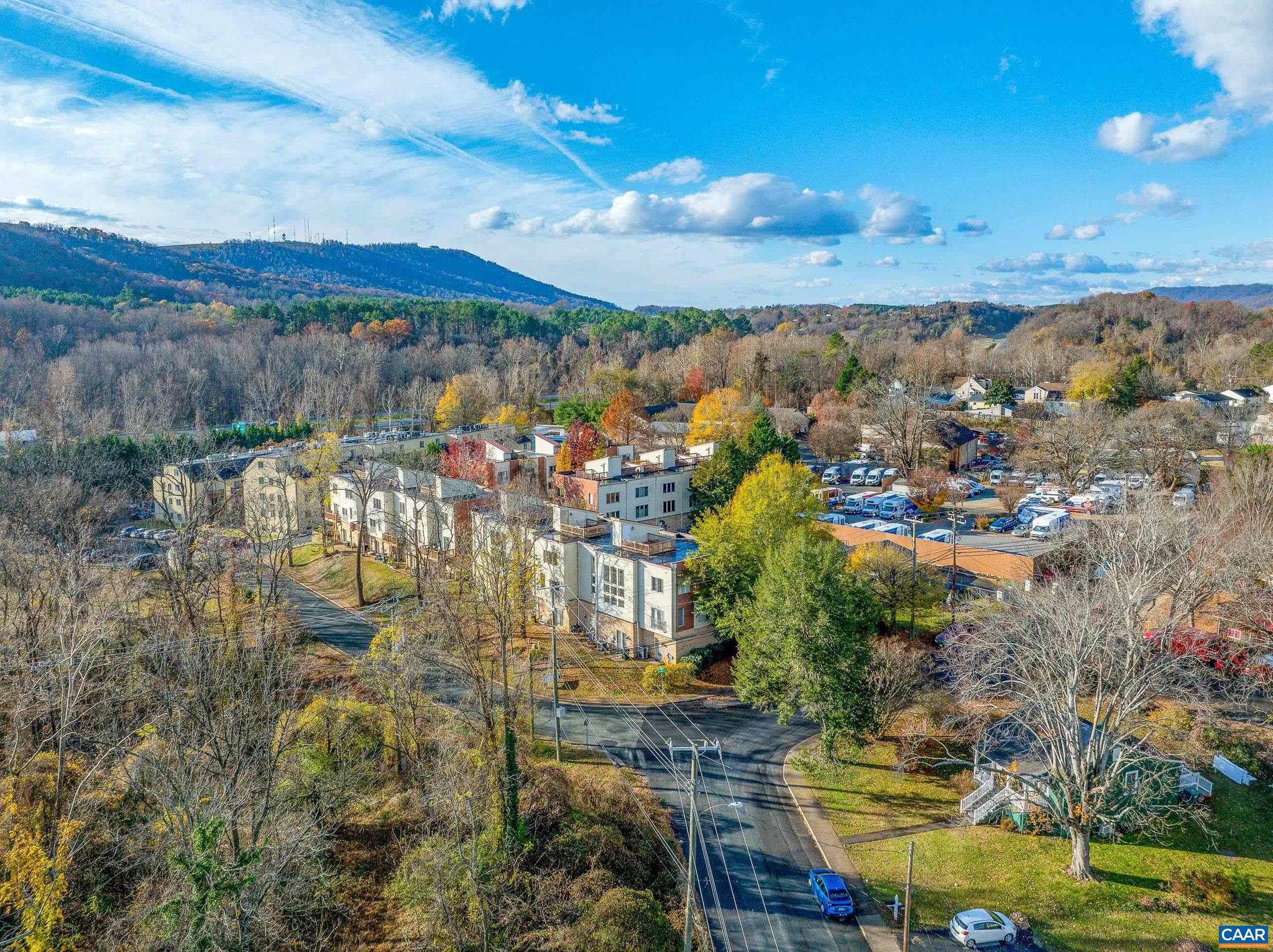 LINDEN TOWN LOFTS - Residential
