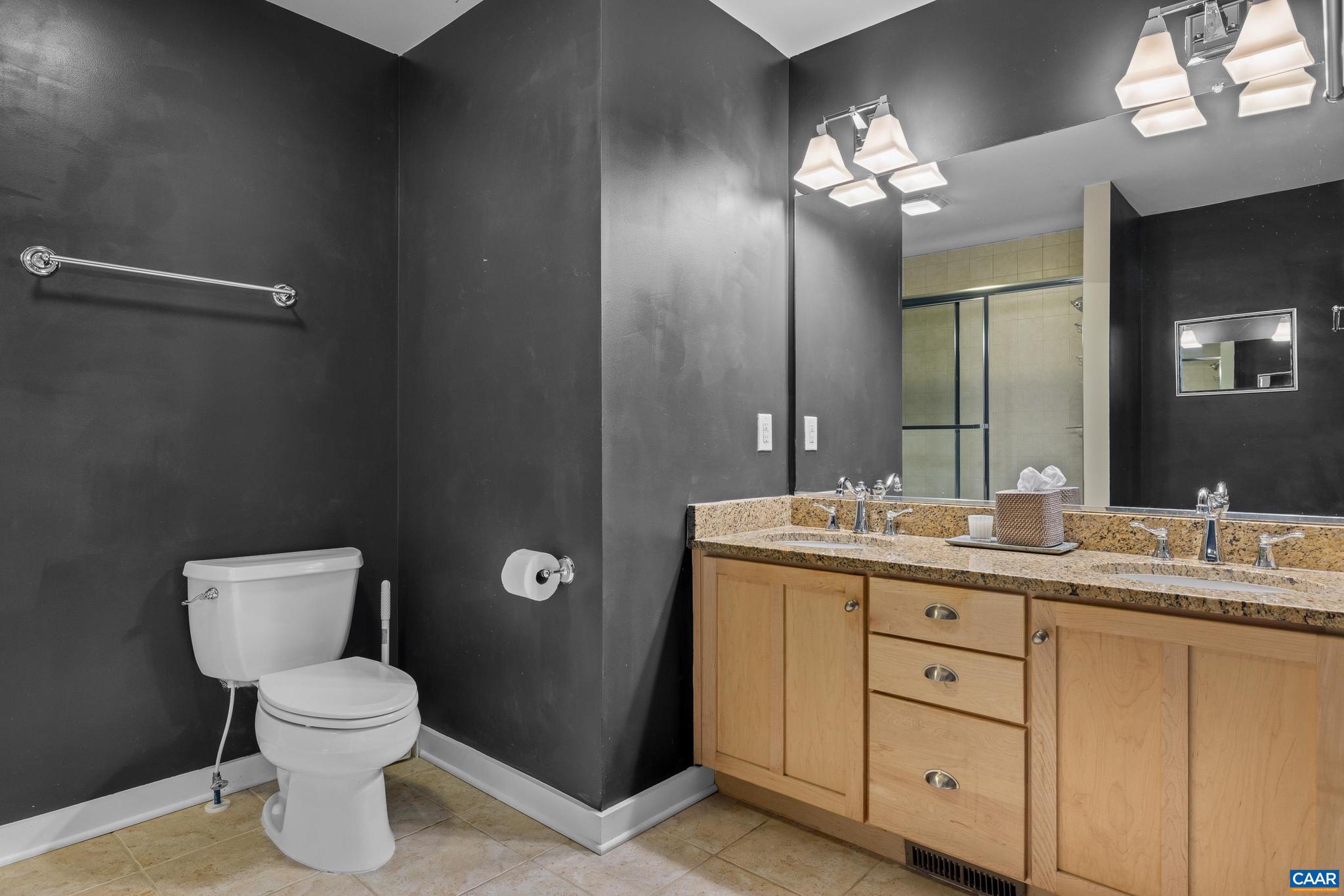 LINDEN TOWN LOFTS - Residential