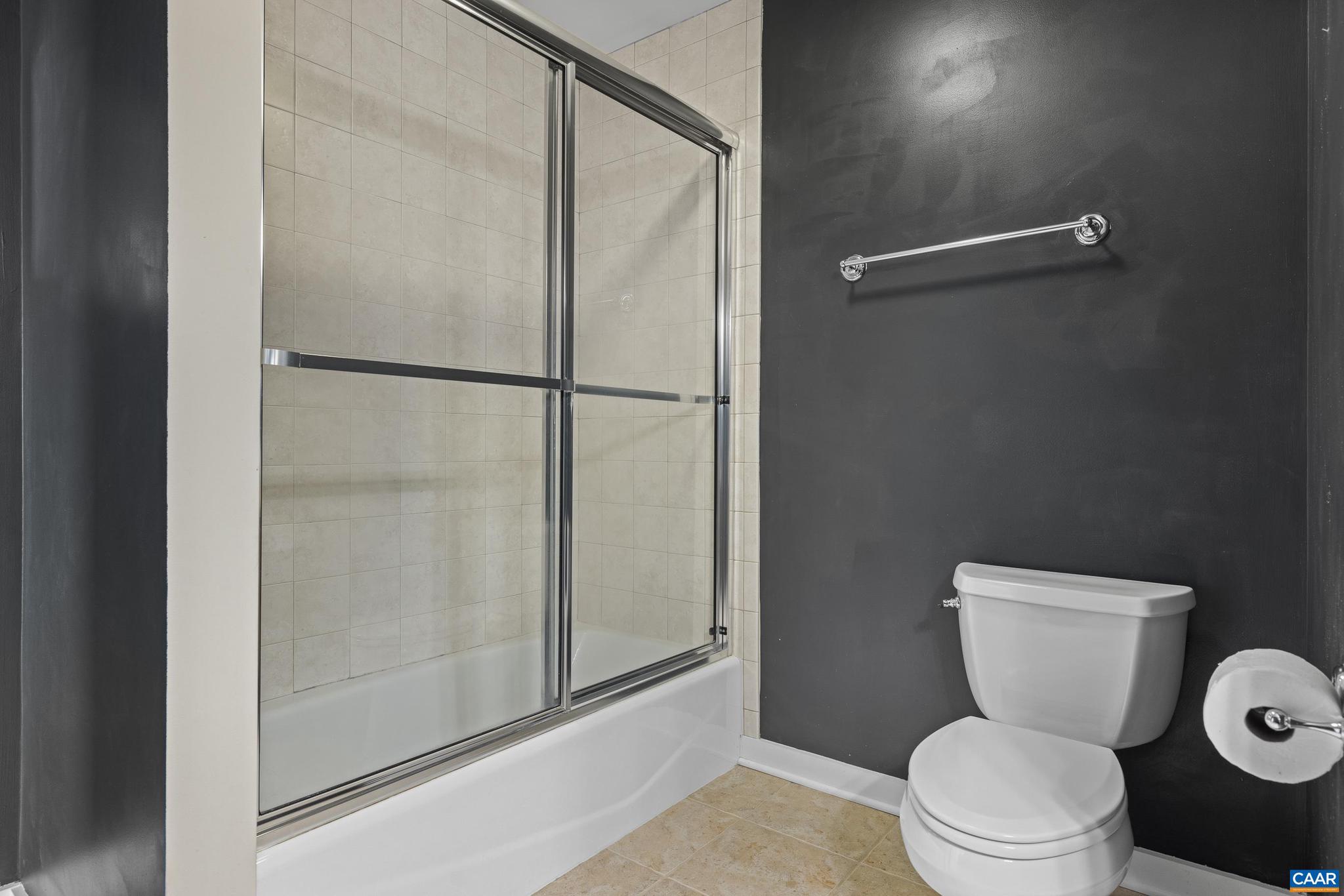 LINDEN TOWN LOFTS - Residential