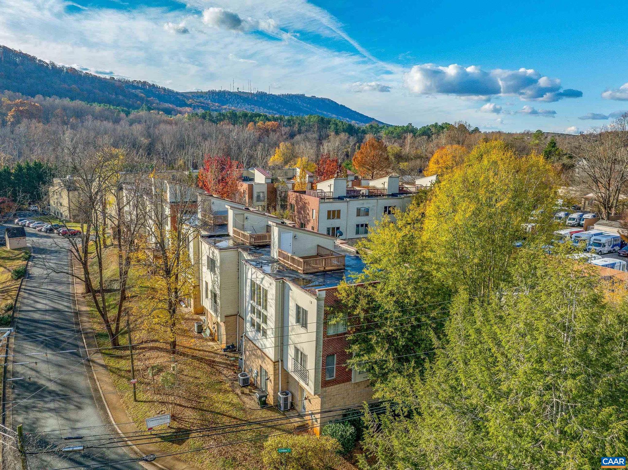 LINDEN TOWN LOFTS - Residential
