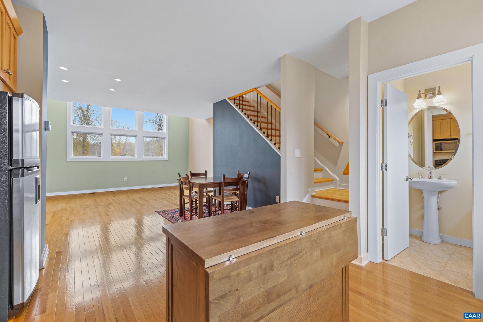 LINDEN TOWN LOFTS - Residential