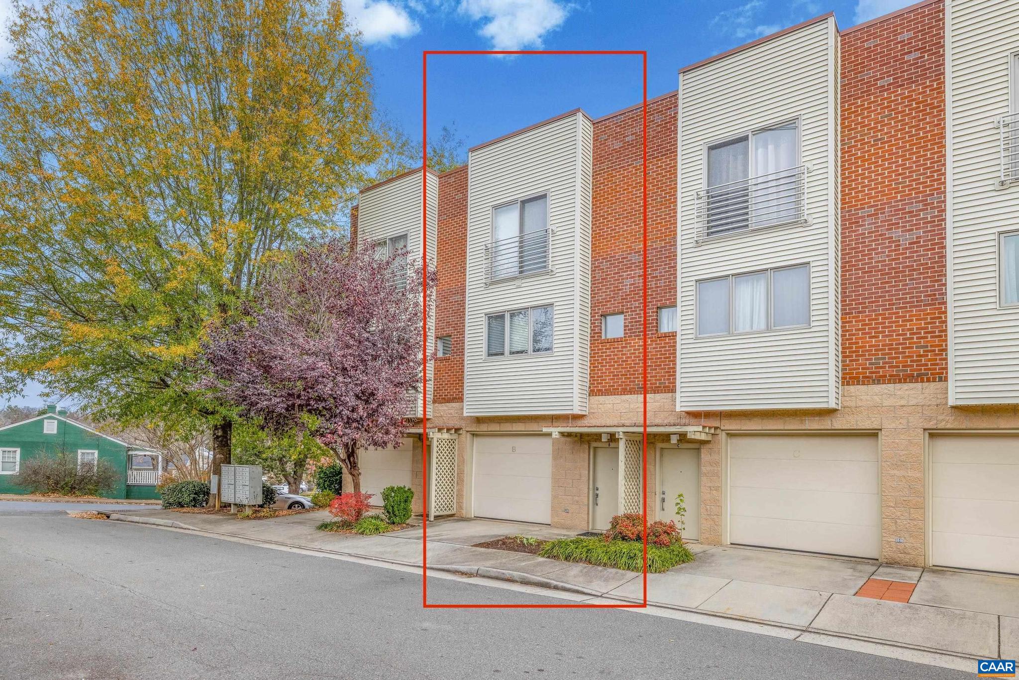 LINDEN TOWN LOFTS - Residential