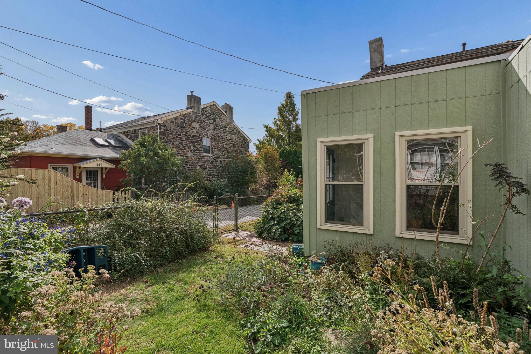 722 PURITAN STREET