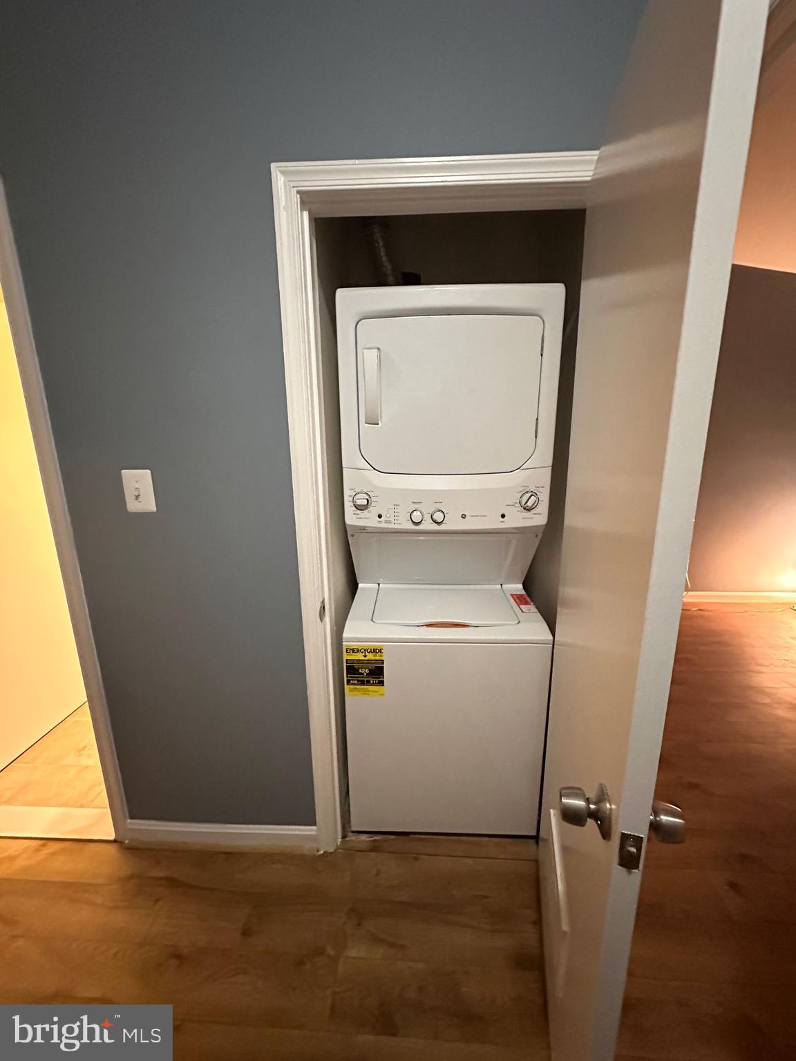 LEE LANDING - Residential Lease