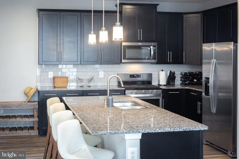 RIVERWALK AT CROFTON - Residential Lease