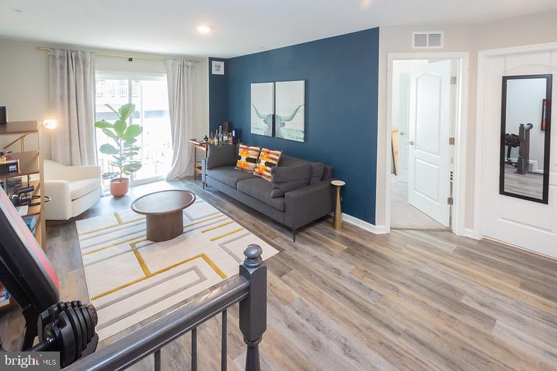 RIVERWALK AT CROFTON - Residential Lease